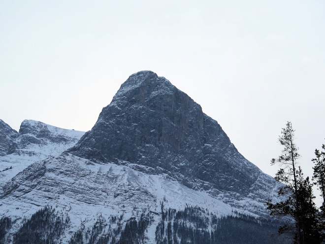 Grassi Lakes Easy Hike